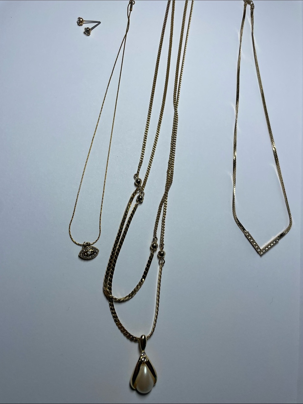 Avon Gold-Tone Necklace with Cream Pearl Drop(3Necklace 1Earrings)